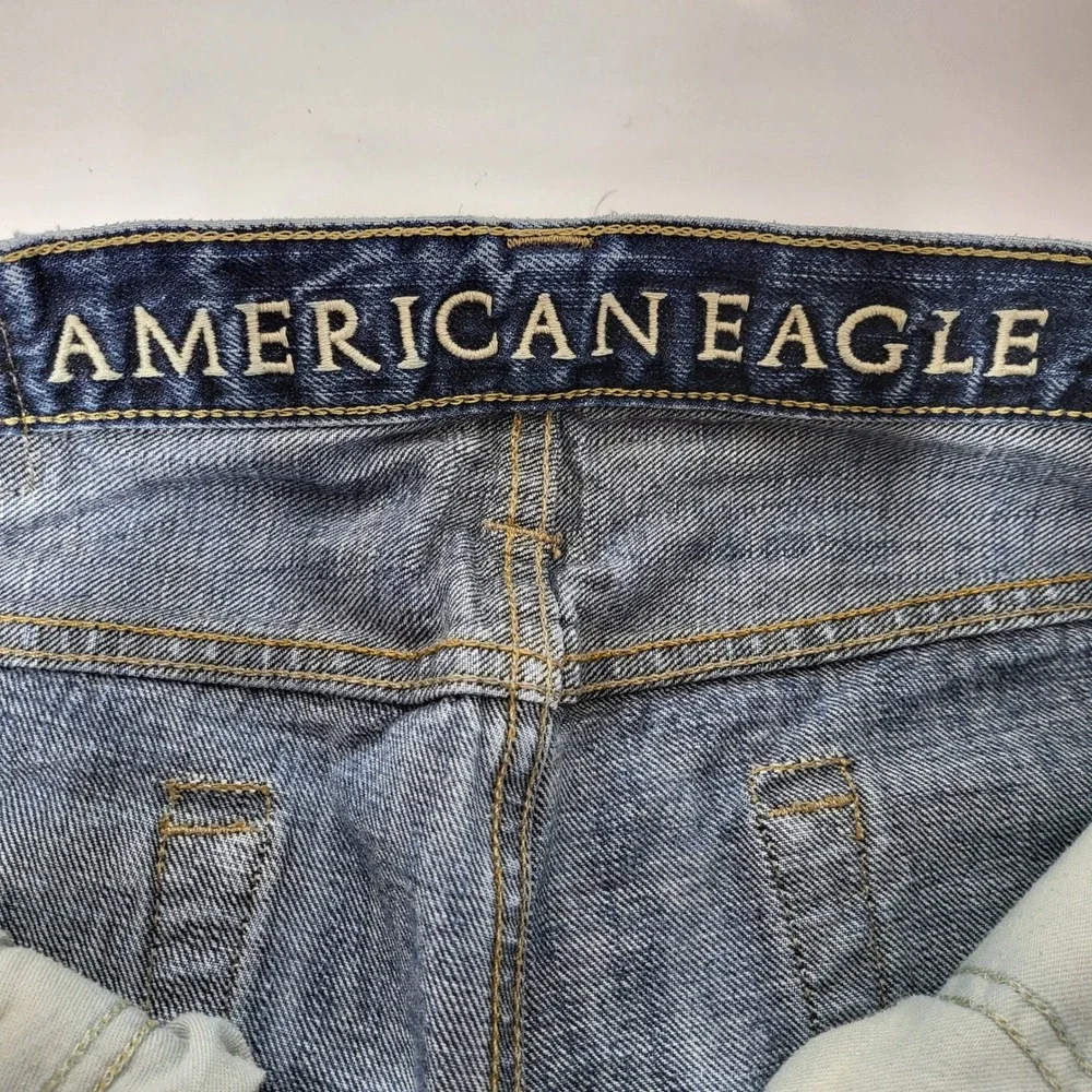 American Eagle Mens Straight Leg Jeans Blue Medium Wash Distressed Denim 31x32